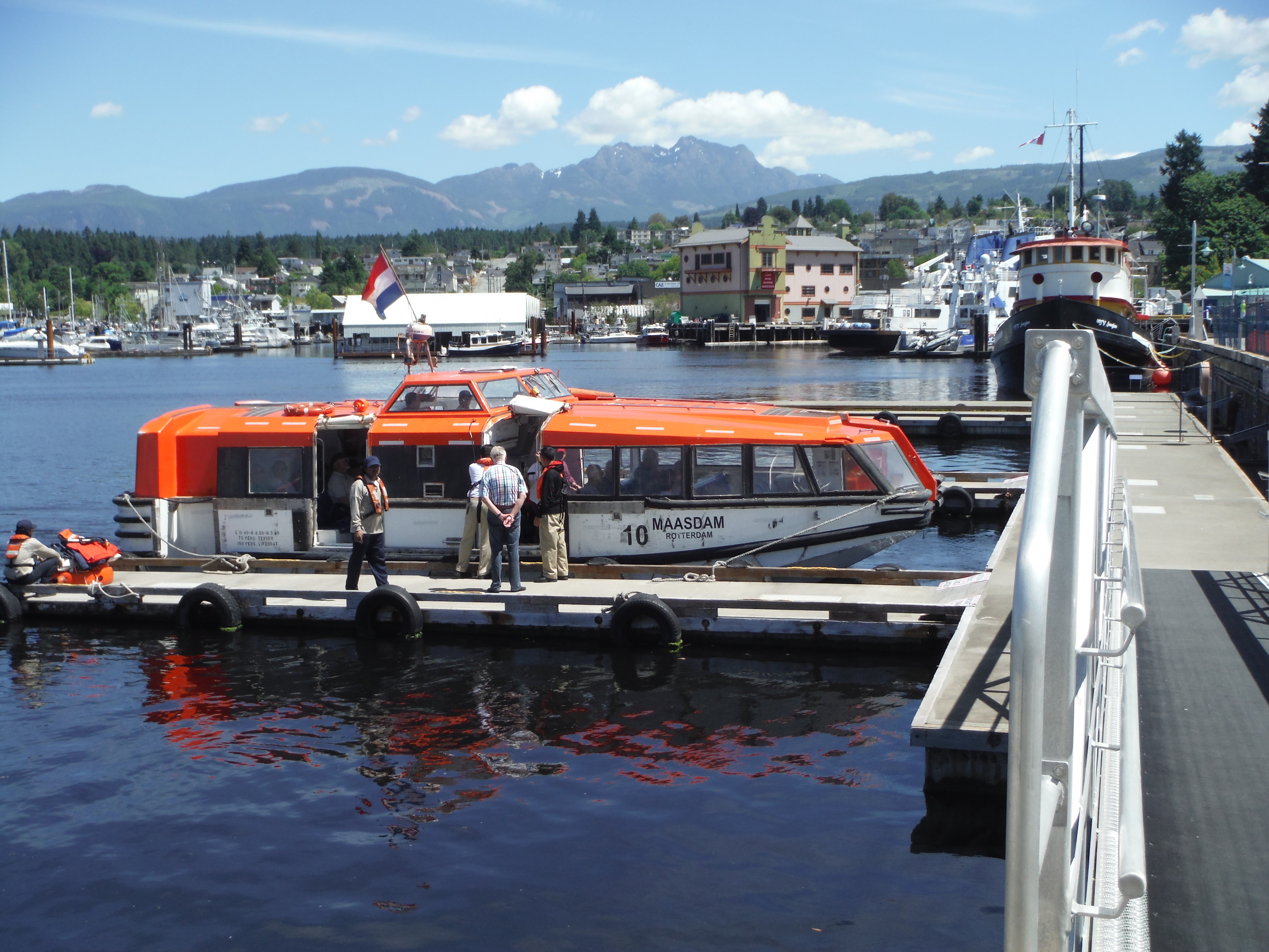 This image has an empty alt attribute; its file name is dscf3222-1.jpg